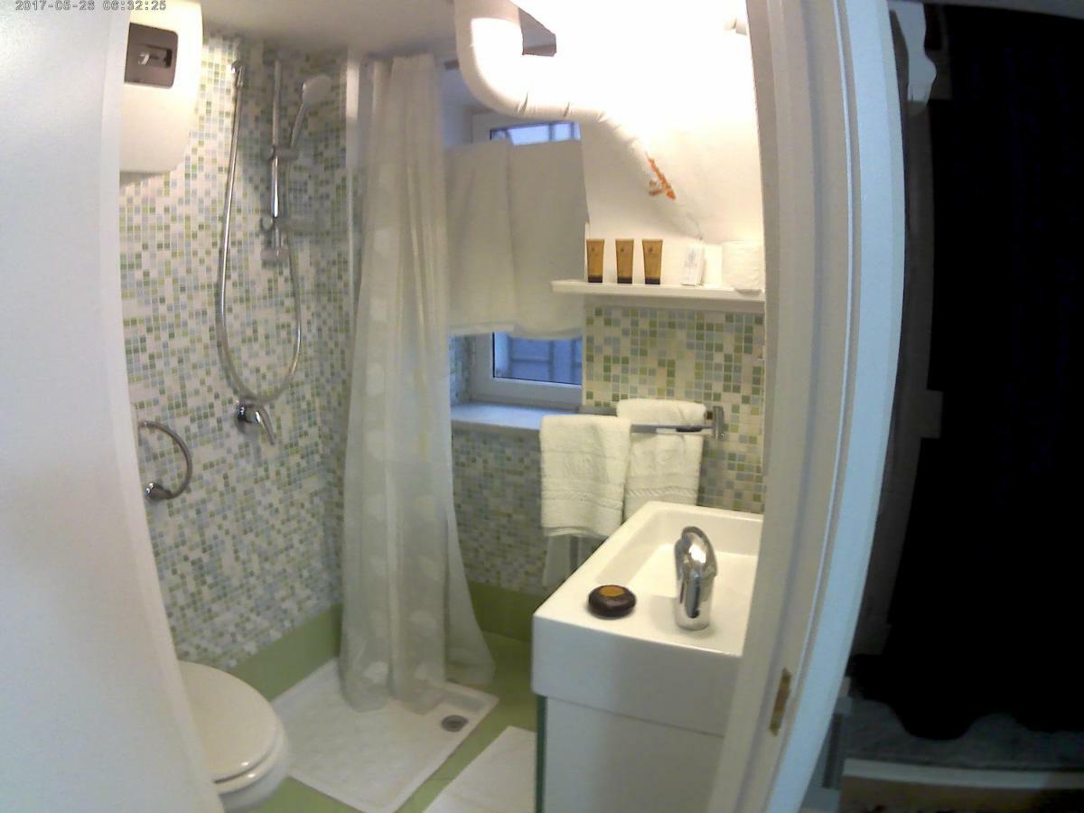 Stazione Marinuzzi Villa Палермо Екстериор снимка