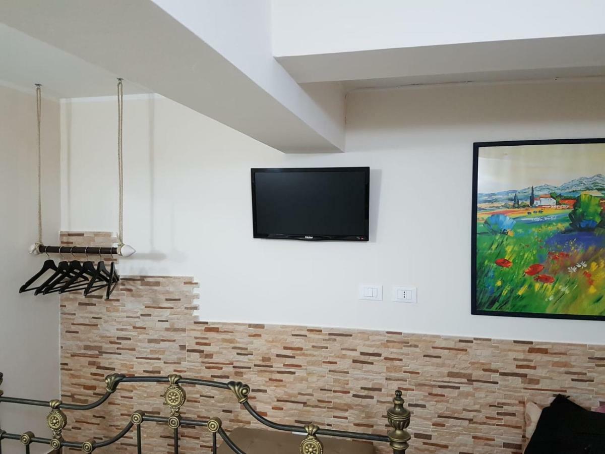 Stazione Marinuzzi Villa Палермо Екстериор снимка