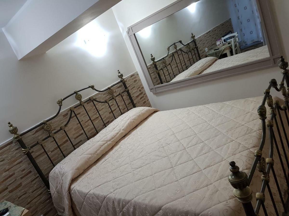 Stazione Marinuzzi Villa Палермо Екстериор снимка