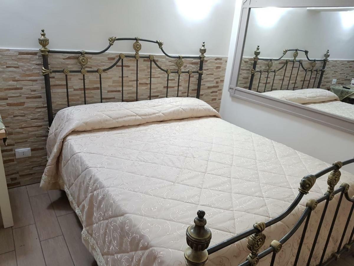 Stazione Marinuzzi Villa Палермо Екстериор снимка