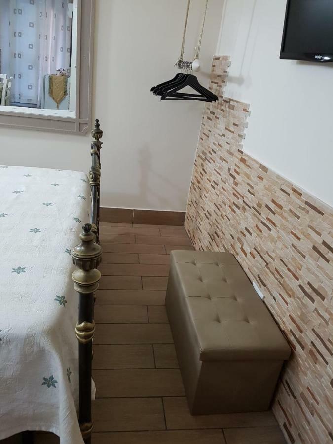 Stazione Marinuzzi Villa Палермо Екстериор снимка