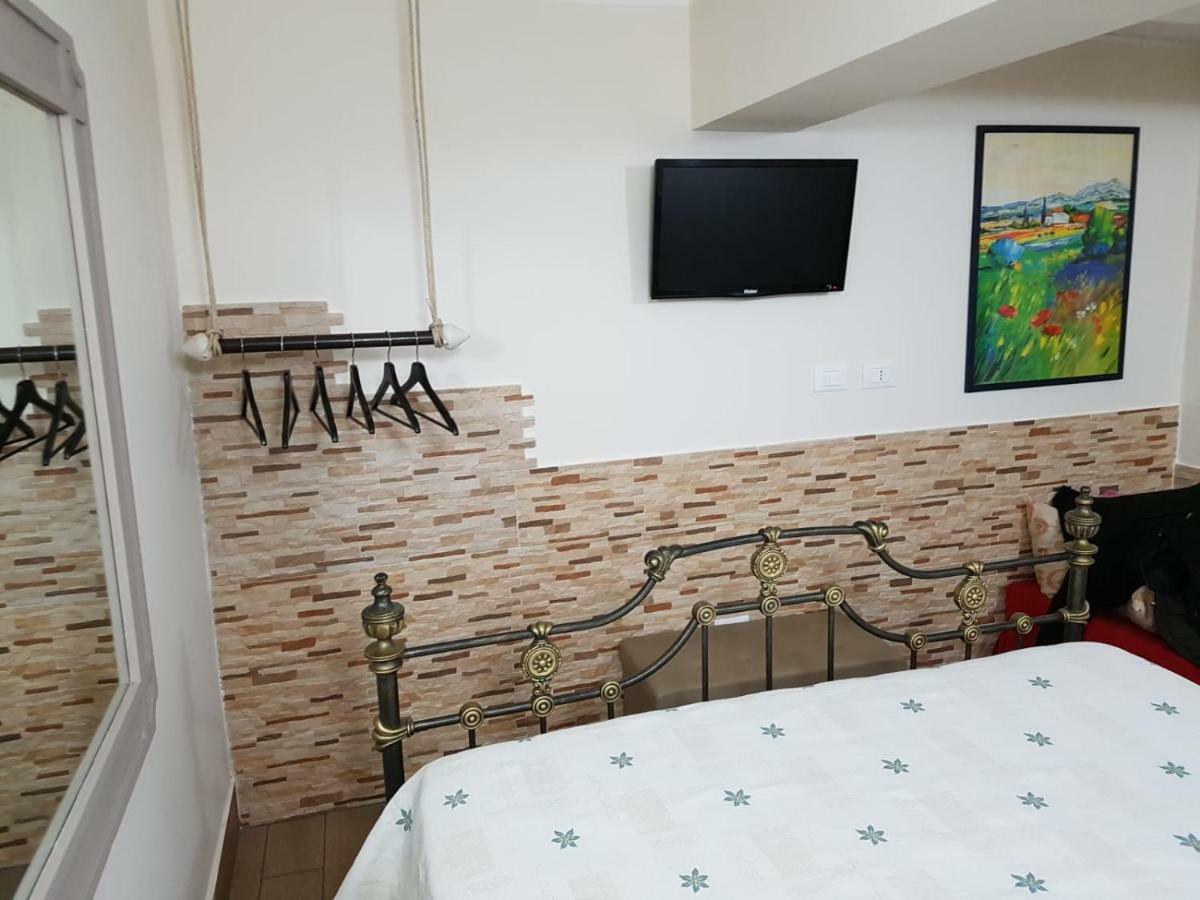 Stazione Marinuzzi Villa Палермо Екстериор снимка