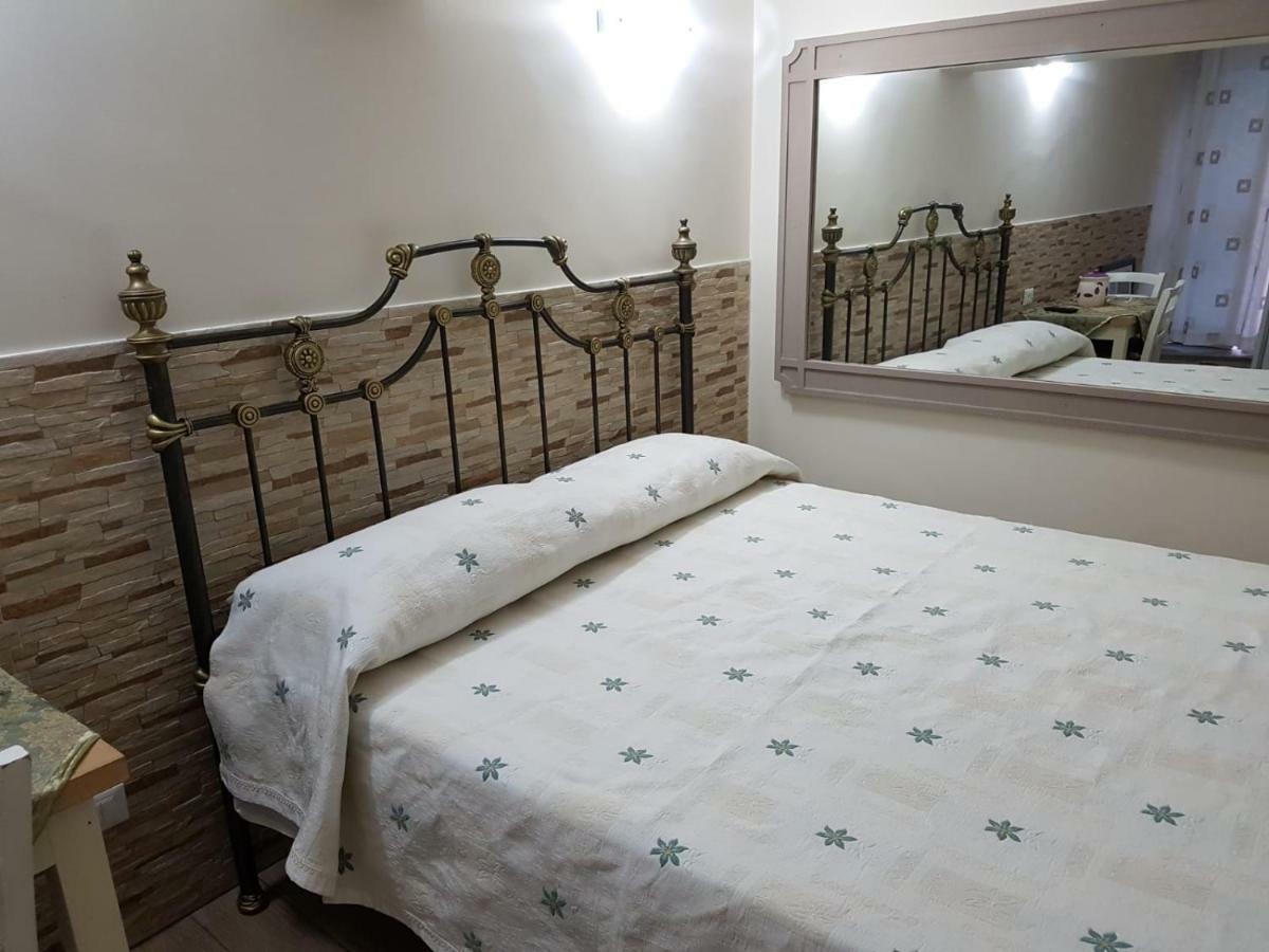 Stazione Marinuzzi Villa Палермо Екстериор снимка